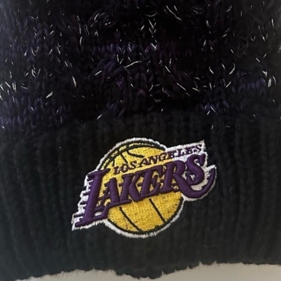 LA Lakers Bundle of 2 Mitchell & Ness + OTS NBA Logo Knit Cuffed Beanie Hats - Picture 10 of 11